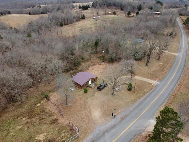 Cabin With A Tree House On A Buffalo Farm . Marshall Exterior photo